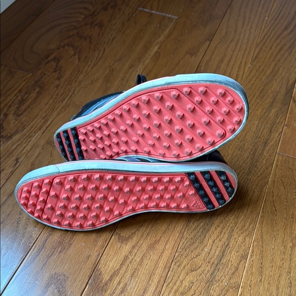 Adidas Women’s Golf Shoes - Picture 4 of 10